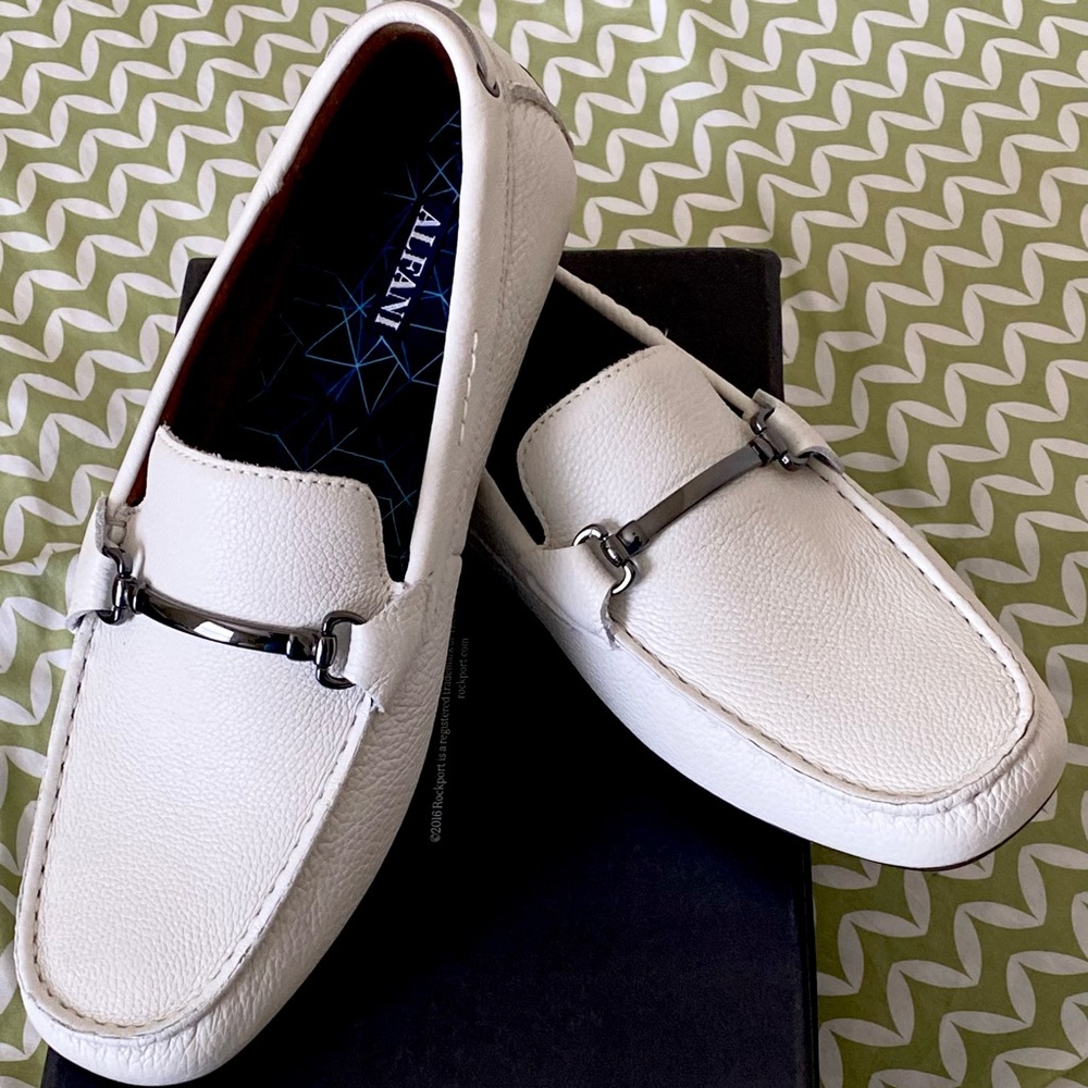 Mens Alfani Loafer driver shoe . brand new with the box